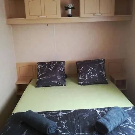 Κάμπινγκ Mobilheim 16 A 17 - Vyrovicka Prehrada Vyr Vyrovice