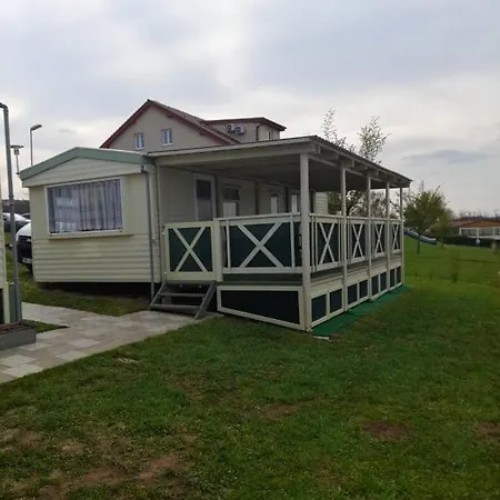 Camping Mobilheim 16 A 17 - Výrovická Přehrada Výr