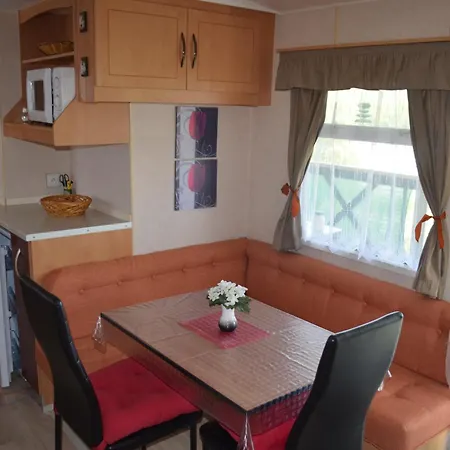 Mobilheim 16 A 17 - Výrovická Přehrada Výr Camping